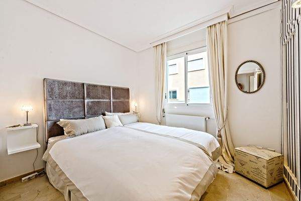 3rd Master bedroom in apartment in Cas Català