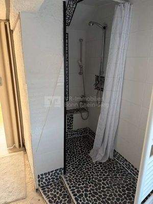 Krebsaueler Str. 11 Duschbad OG