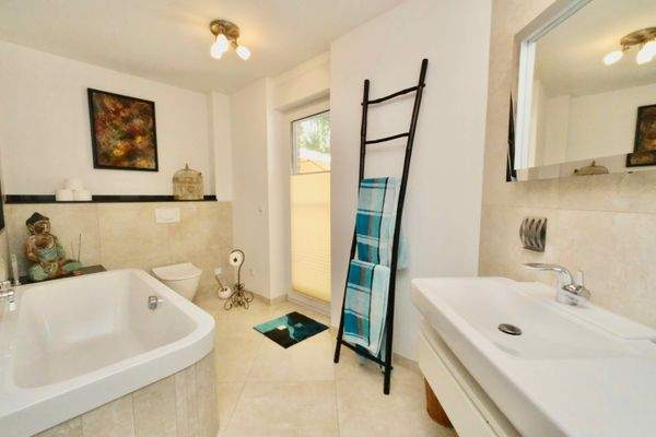 Badezimmer - Ansicht 1