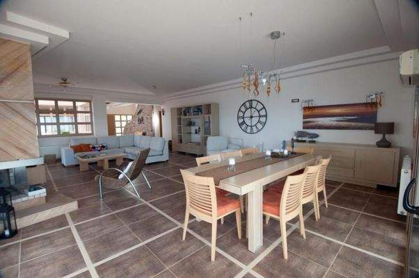 Kreta, Ammoudara bei Agios Nikolaos: Hochexklusive fünf-Schlafzimmer-Villa mit traumhafter Aussicht