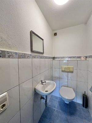 Wohnung EG: Gäste Toilette