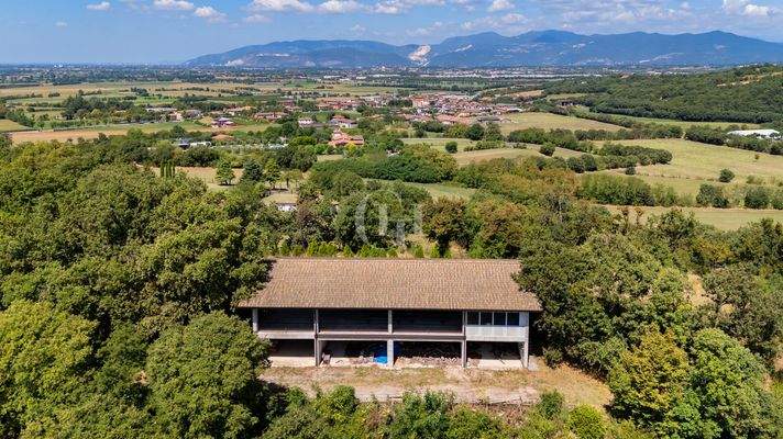 Blick von oben auf das Grundstück