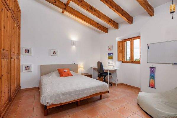 Eines von 4 Schlafzimmern