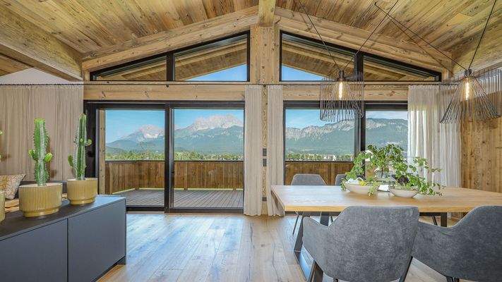 KITZIMMO-Exklusives Luxuspenthouse in Toplage kaufen - Immobilien St. Johann.
