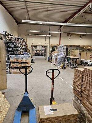 Lager- Produktionsfläche