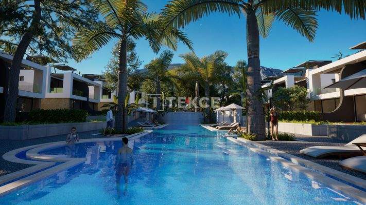 Villas with Sea Views in a Central Location in Lapta