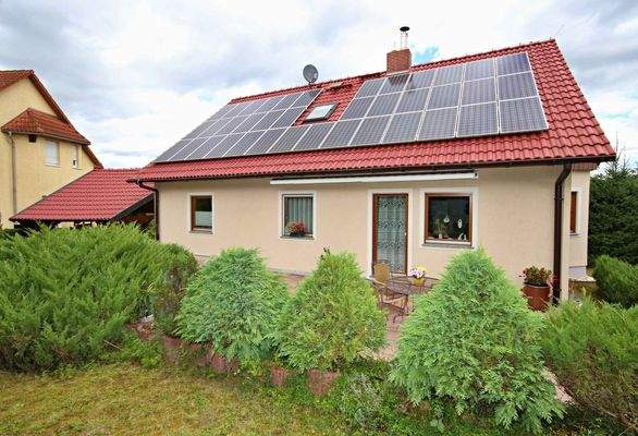 Rückseite mit Garten