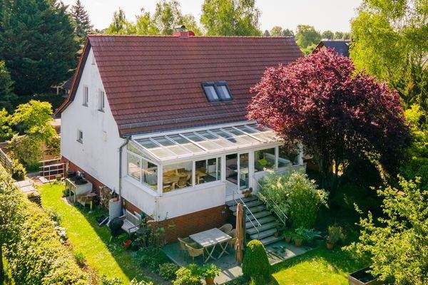 Haus mit Wintergarten