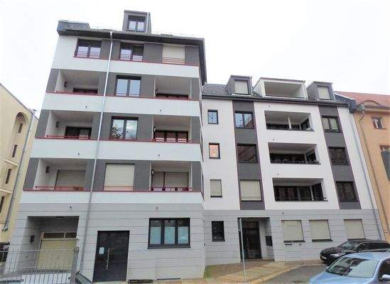 Hausansicht straßenseits 