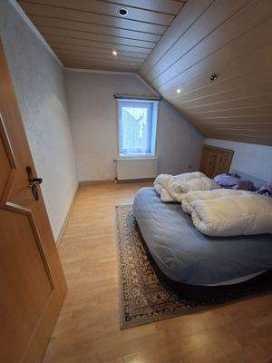 2. Schlafzimmer Wohnung DG