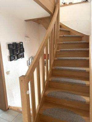 Treppe Maisonette-Wohnung Vorderhaus