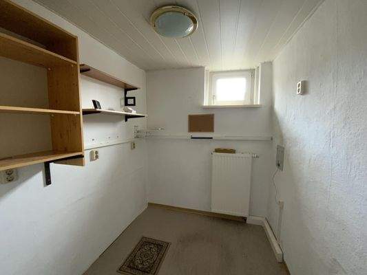 Abstell-oder Arbeitszimmer