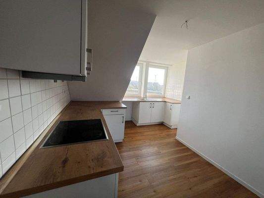 Küche und Essbereich.jpeg