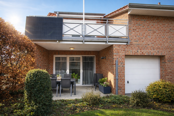 Garten mit Blick zur Terrasse - EG rechts