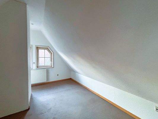 Dachzimmer als Büro geeignet