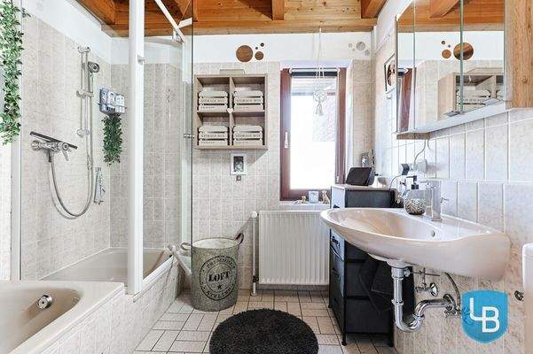 Vollbad im 2. Obergeschoss