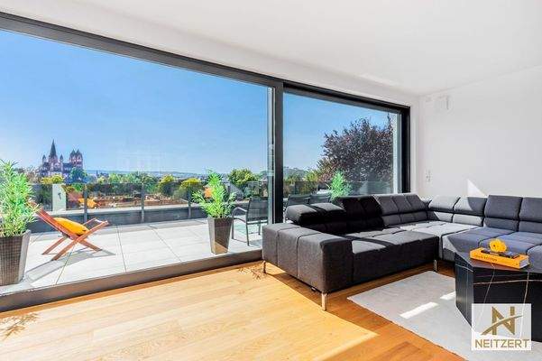 Wohnzimmer / Terrasse