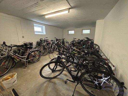 Gemeinschafts Fahrradraum