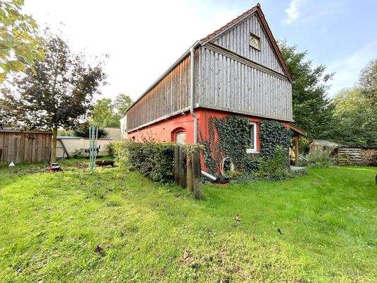 ausgebaute Scheune mit Wohnung und Gästezimmer