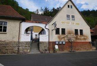 Straßenansicht Gasthaus