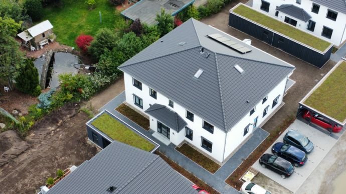 Musterwohnung zum Sonderpreis - ansprechende 3-Zimmer-Wohnung mit Sonnenterrasse und kleinem Gartenanteil