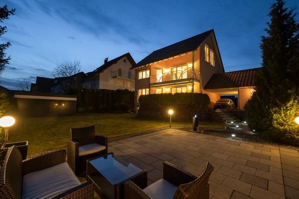 Hausansicht Garten 8