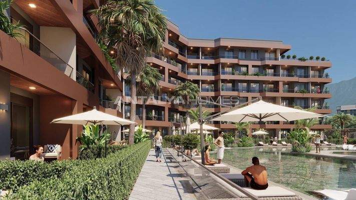 Flats in a Complex with Pool and Gym in Antalya Altıntaş