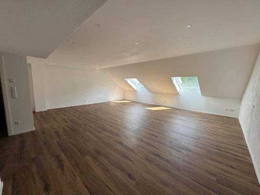 WhatsApp Image 2025-09-12 at 12.44.11 (1).jpeg