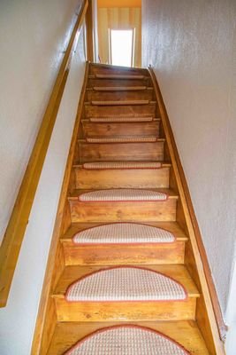 Treppe in das Obergeschoss