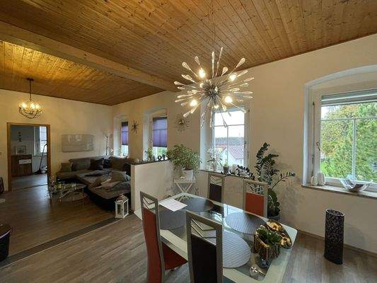 Wohn- und Esszimmer 1. OG