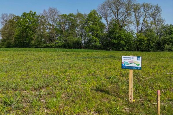 Grundstück 23.jpg