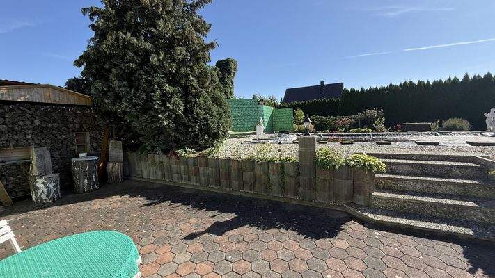 Poollandschaft - Terrasse