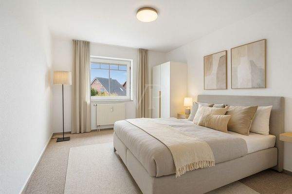 großzügiges Schlafzimmer