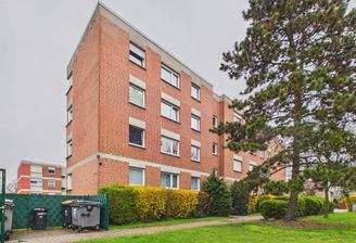 Gepflegtes Haus, beste Lage ...