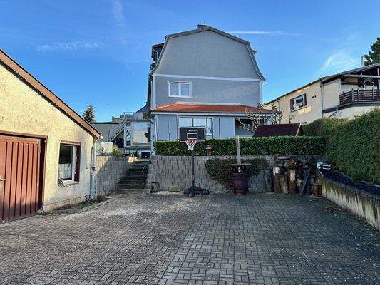 Zweifamilienhaus - Hofansicht