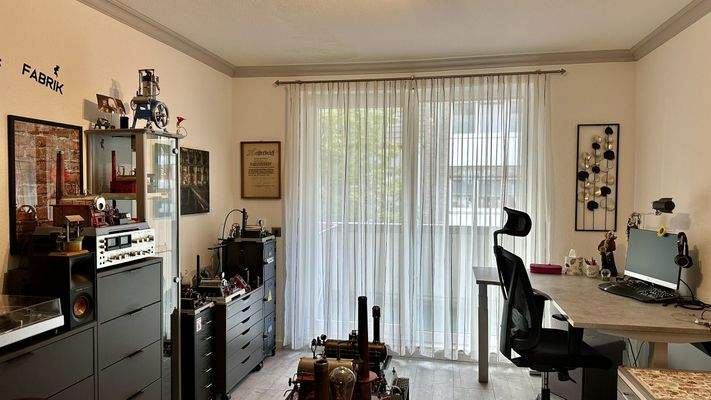 Büro- / Kinderzimmer