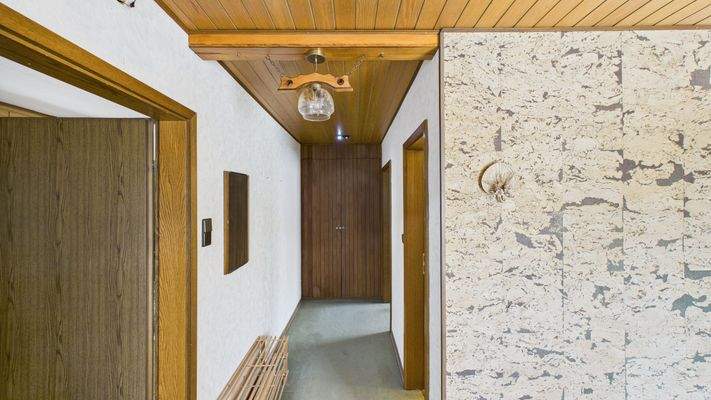 CAM01984G0-PR0513-STILL010