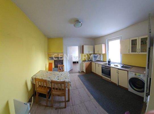 Wohneinheit 1 Küche + Essbereichsbereich