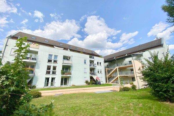 Hausansicht aus dem Garten