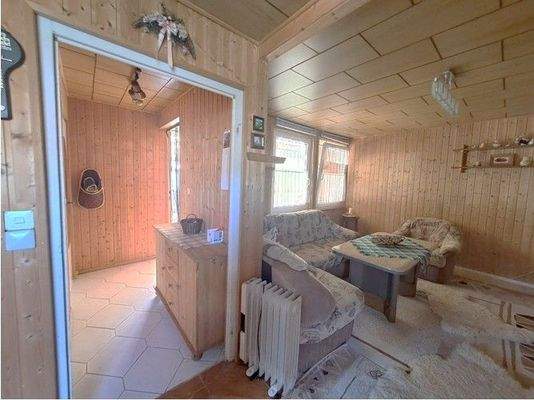 Screenshot 2025-05-09 232246.jpg