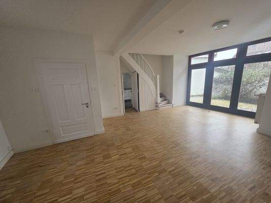 Wohnbereich mit Parkettboden