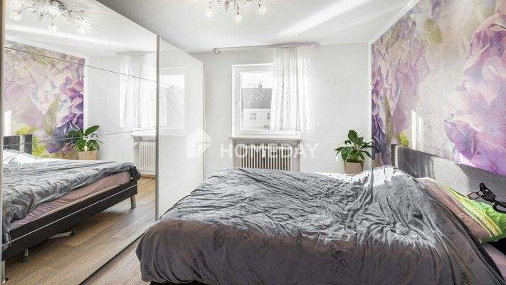1. OG Schlafzimmer 1