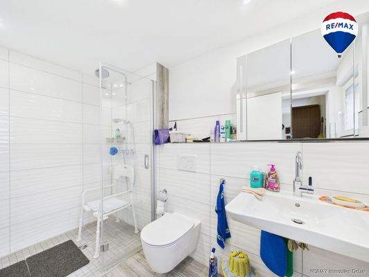 RE/MAX Immobilien DeLux Haus verkauf Steinbach