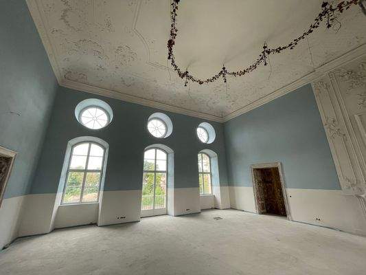 Großer Saal im Barockstil