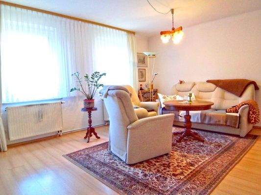 Erdgeschoss-Wohnzimmer