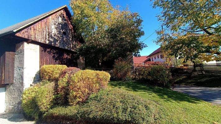 Wirtschaftsgebäude zum umbauen