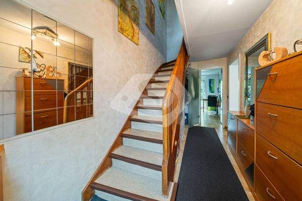 Treppenaufgang Haushälfte 1