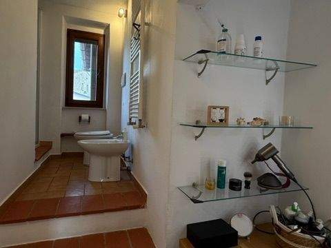 D1FAA506-5F6A-4D67-9C9D-F9B4E1AE1B97_4_5005_c