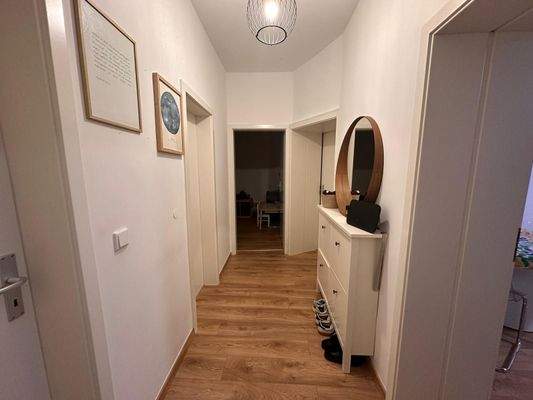 WhatsApp Image 2025-11-18 at 23.14.58 (9).jpeg