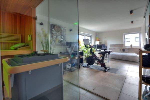 Wellnessbereich Sauna Büro